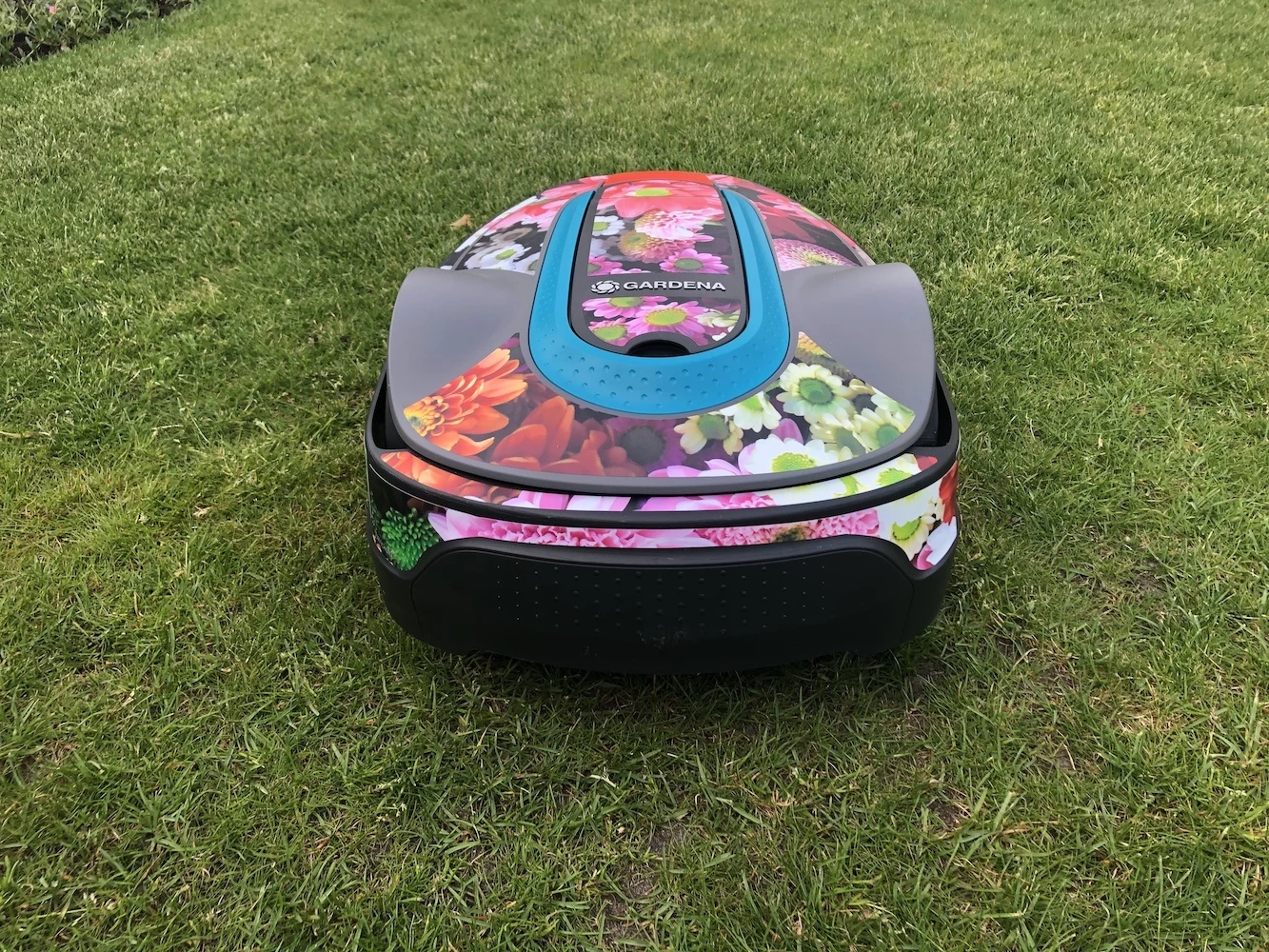 Twinckels Outfit Voor Gardena Robotmaaier Sileno - Bloemen 3 Twinckels Outfit Voor Gardena Robotmaaier Sileno - Bloemen - Afbeelding 3